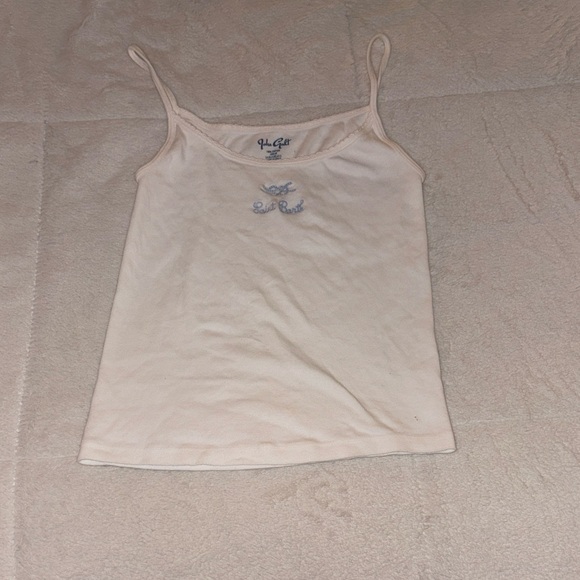Bundle of 4 Brandy Melville Tees Shorts and Tanks - Picture 5 of 11
